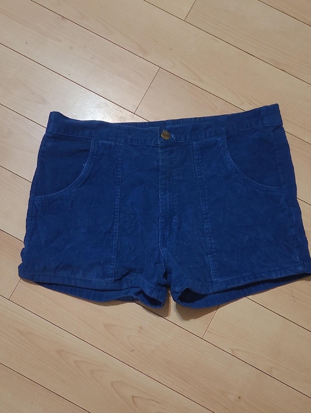 Grapevines Vintage Shorts
